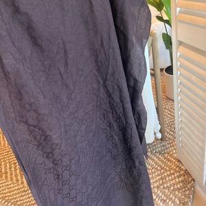 Authentic Gucci scarf brown with logos